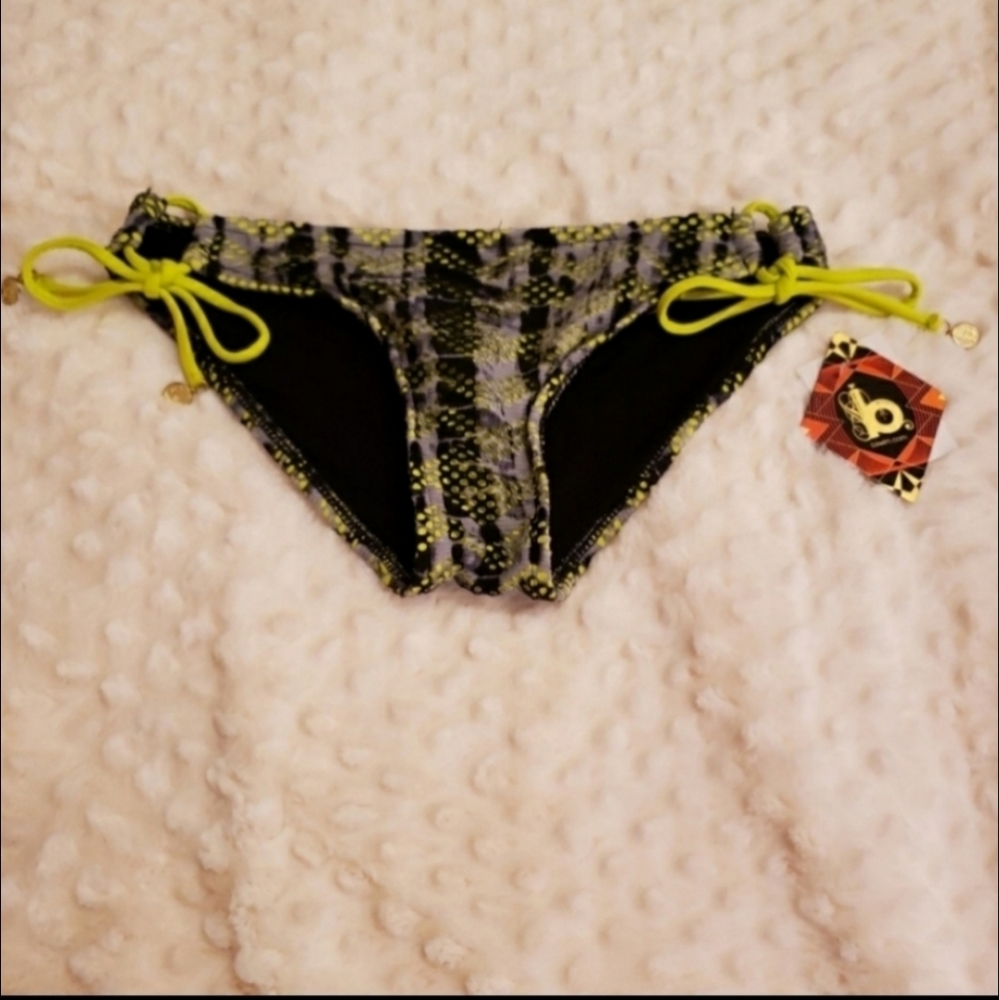 b. Swim Bikini Bottoms- XS